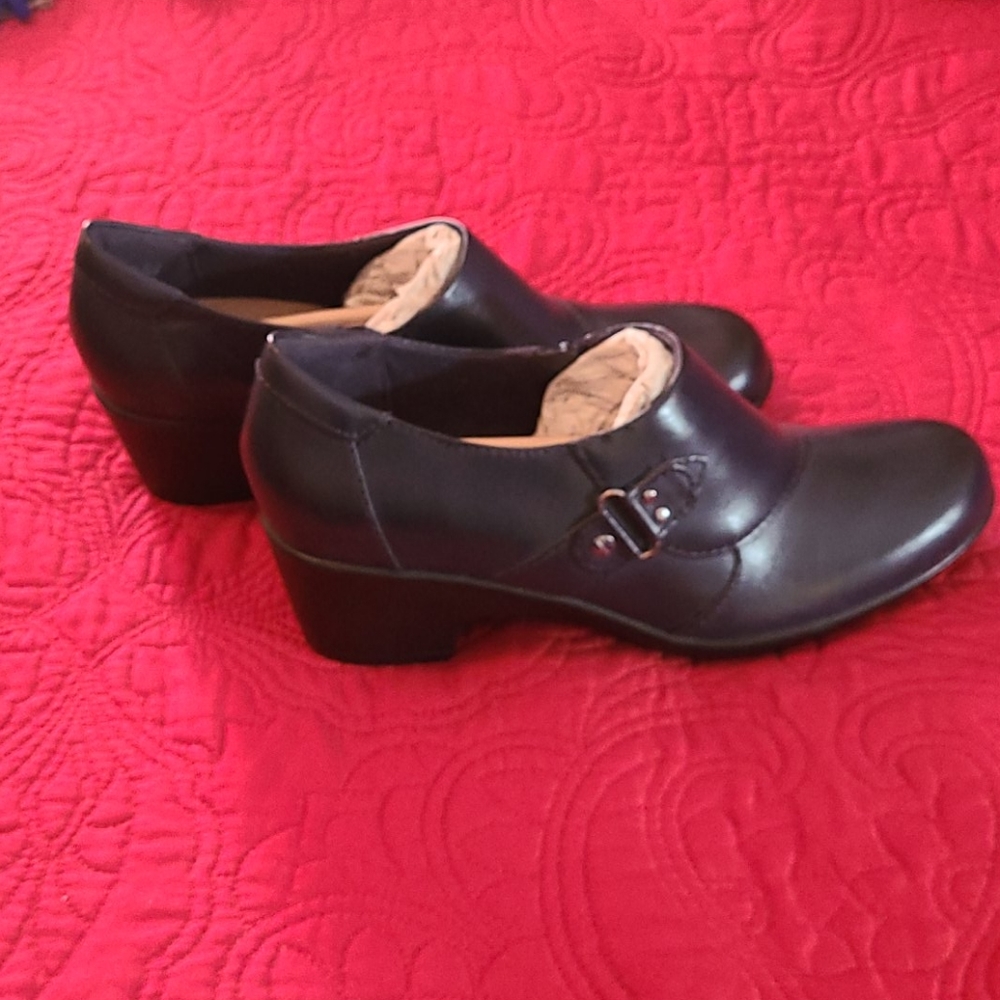 Clarks Soft Cushion Shoes